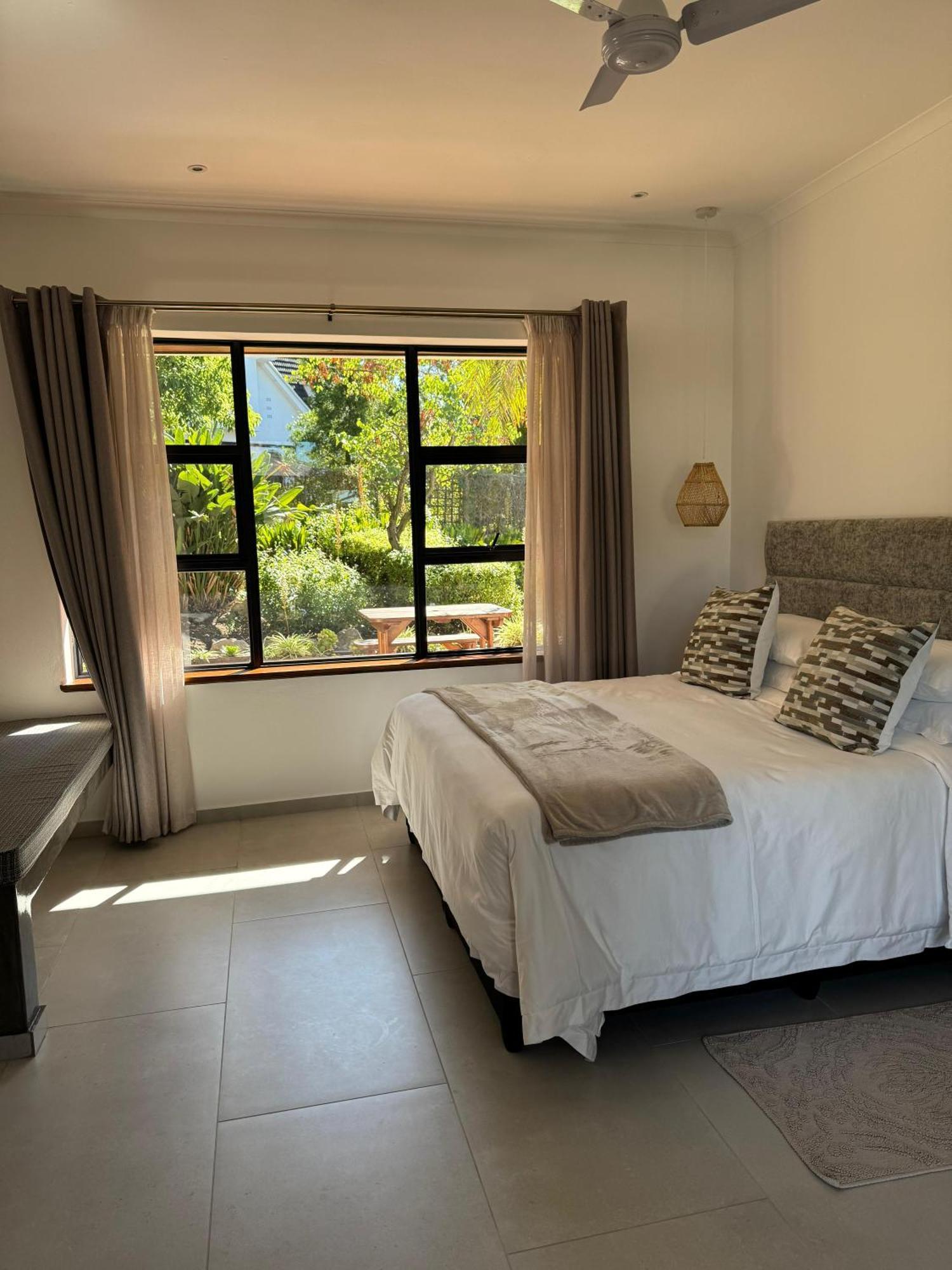 Somer House Guest Suites Somerset West Exterior photo