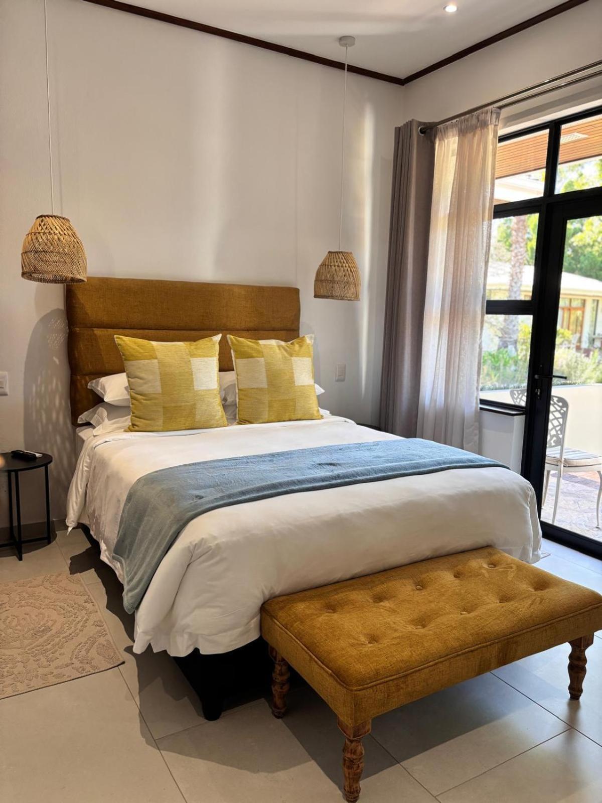 Somer House Guest Suites Somerset West Exterior photo